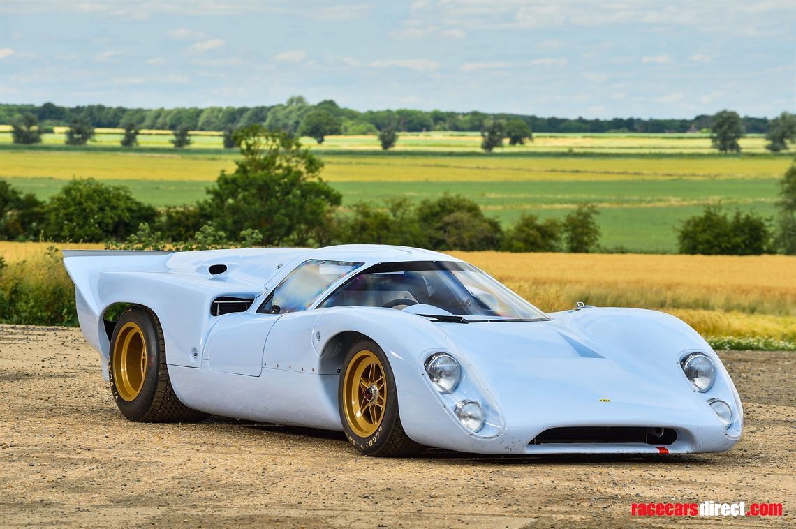lola-t70-mk3b