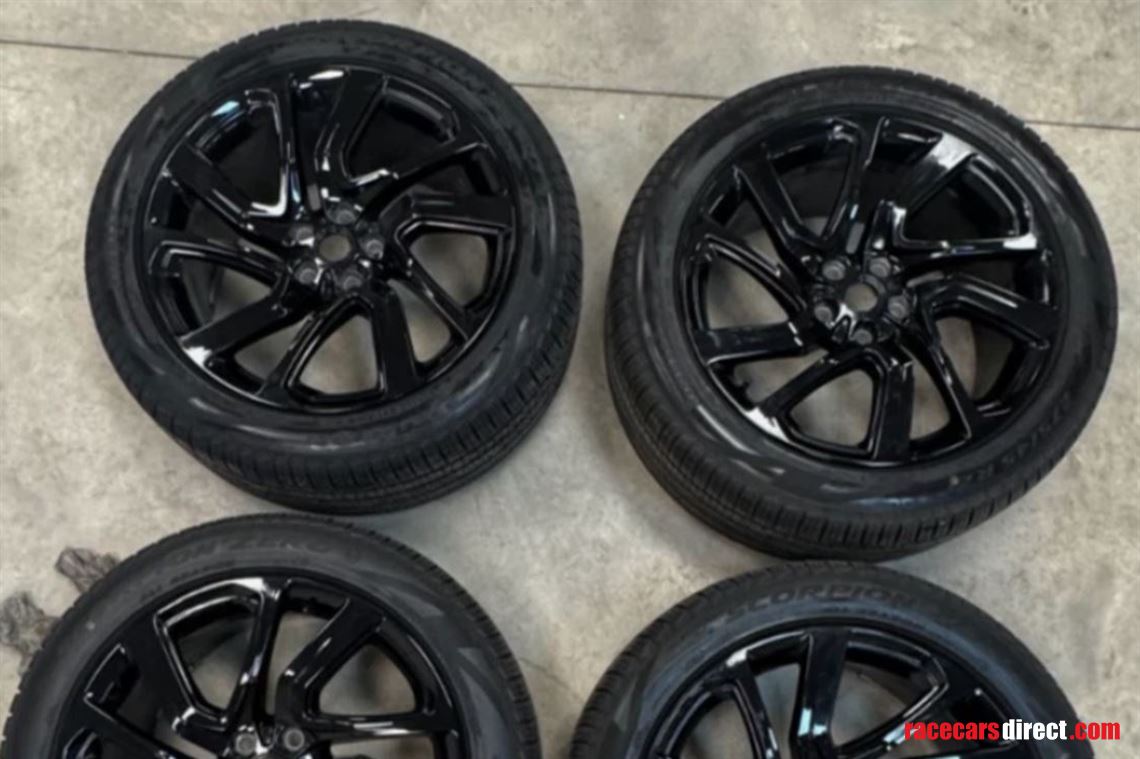 2024-21-range-rover-sport-wheels-pirelli-tyre