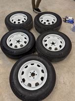 land-rover-defender-white-wheels-set-of-5