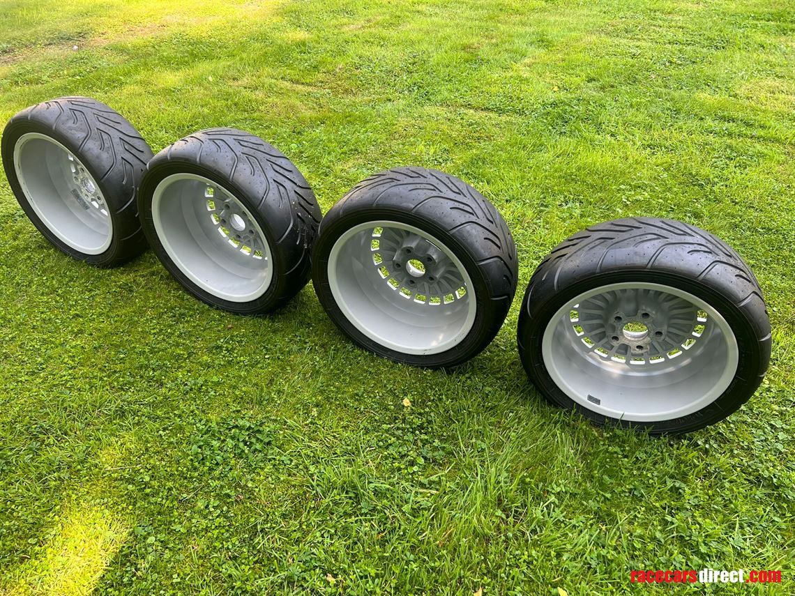 original-17-bugatti-eb110-magnesium-winter-wh