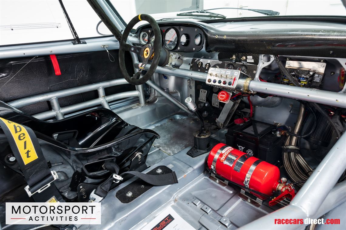 1982-porsche-rsr-martini-tribute