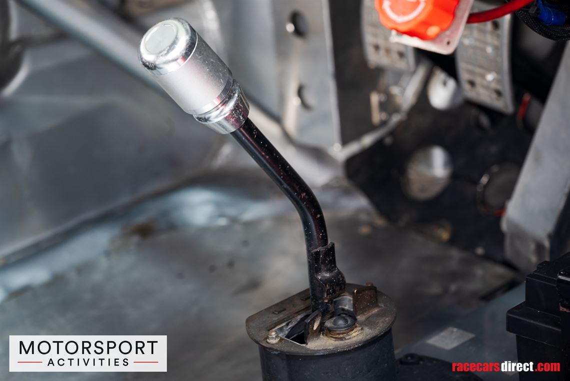 1982-porsche-rsr-martini-tribute