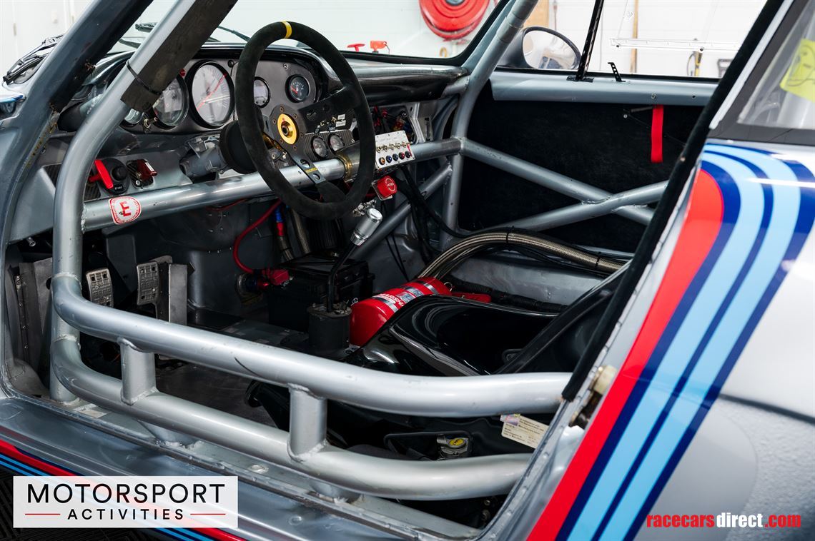 1982-porsche-rsr-martini-tribute