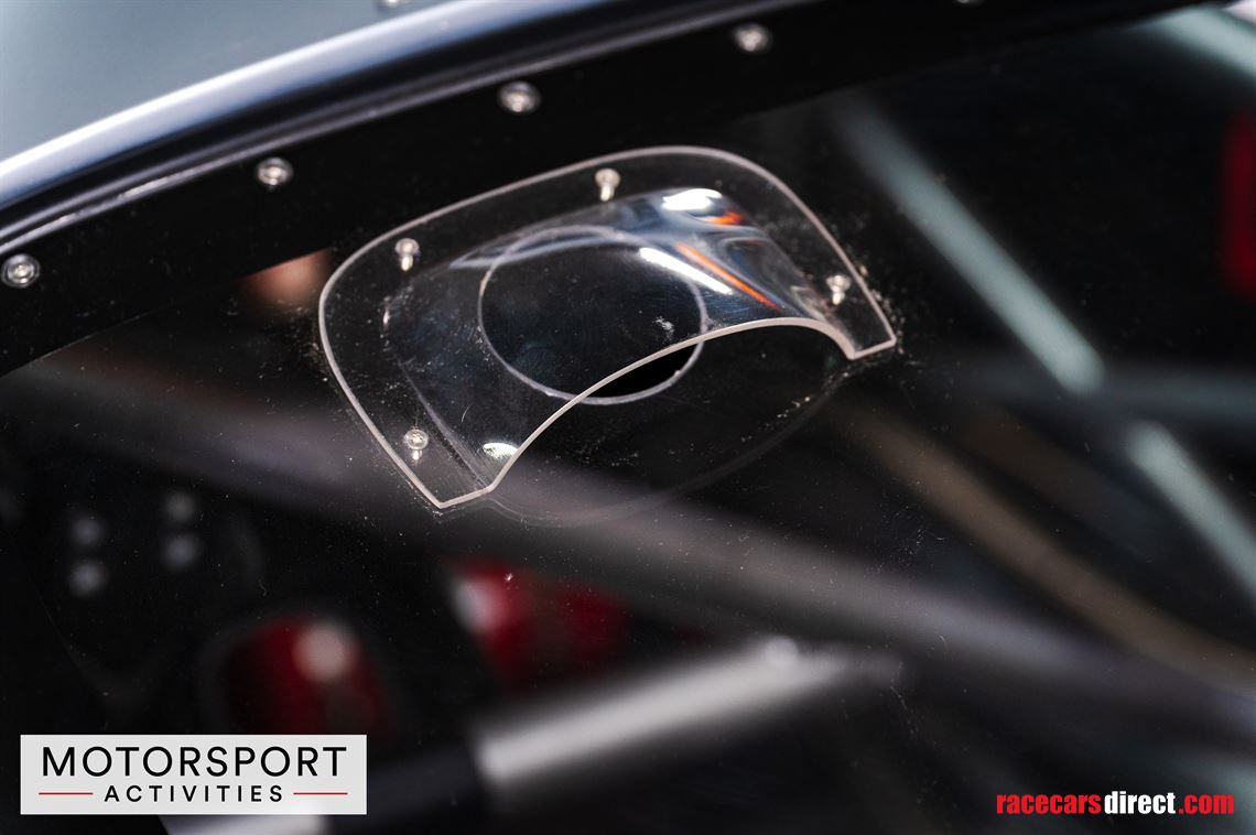 1982-porsche-rsr-martini-tribute