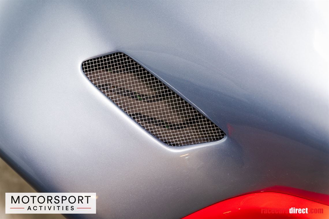 1982-porsche-rsr-martini-tribute