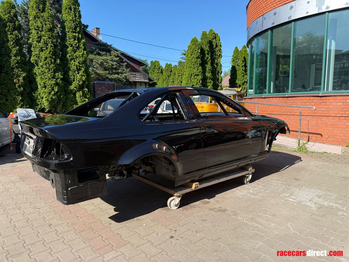 bmw-m3-e46-rolling-chassis-with-fia-rollcage