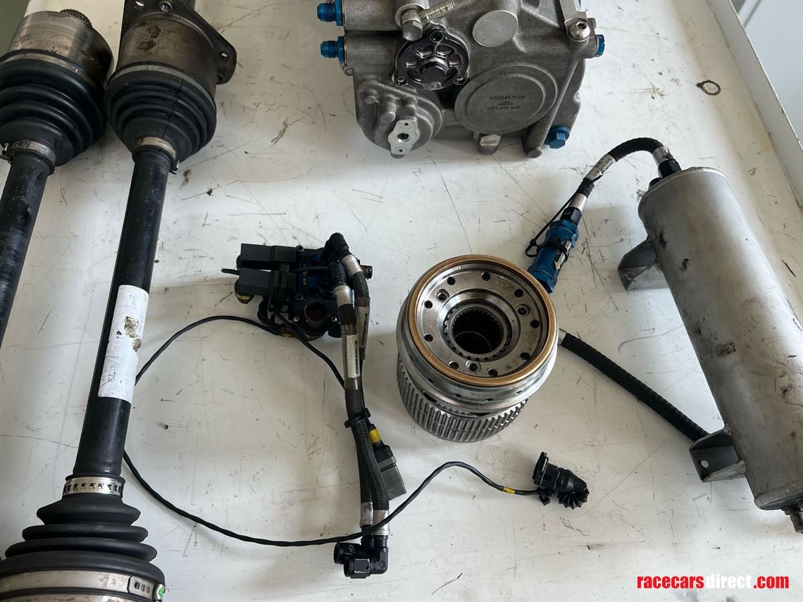 audi-rs3-lms-tcr---spare-parts-for-sale