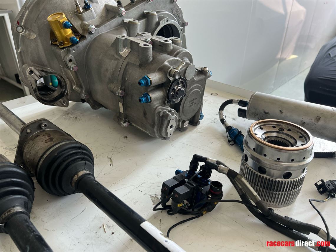 audi-rs3-lms-tcr---spare-parts-for-sale