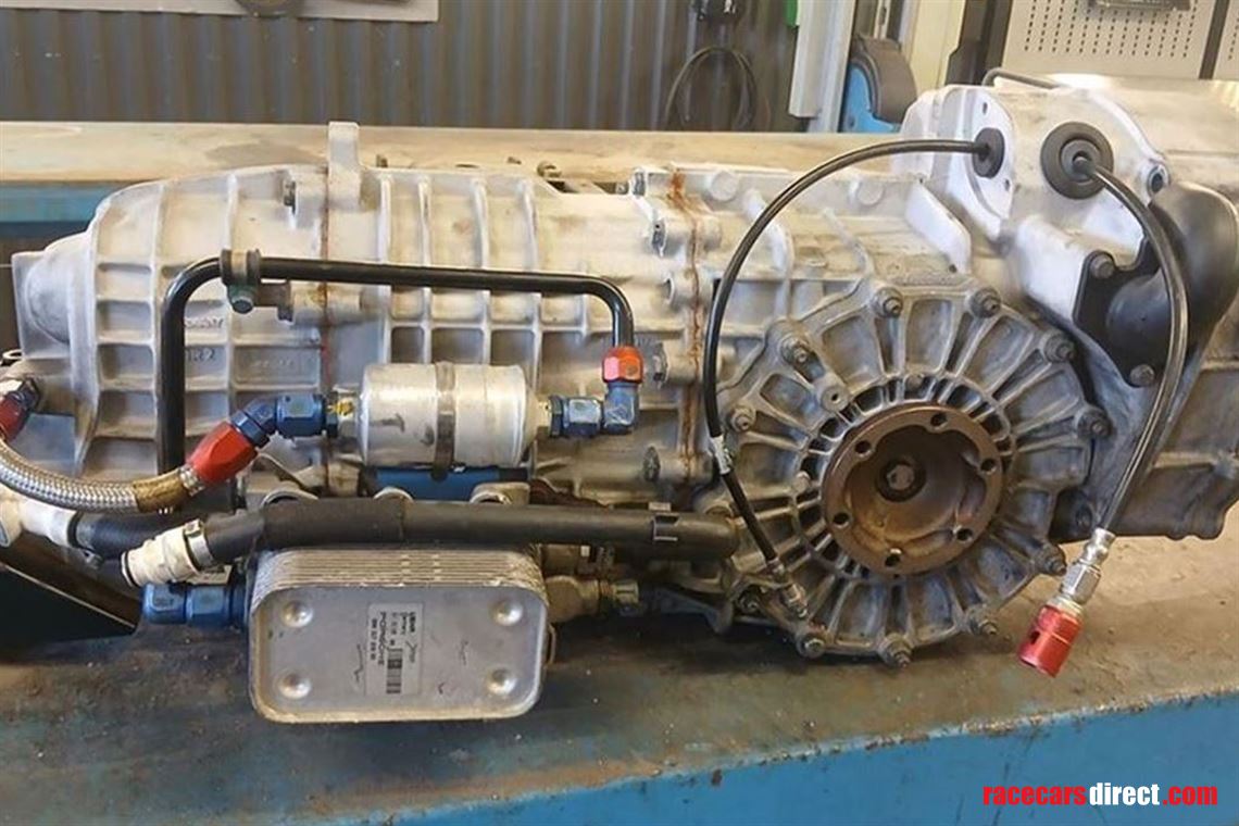 porsche-9971-gt3-cup-engine-gearbox