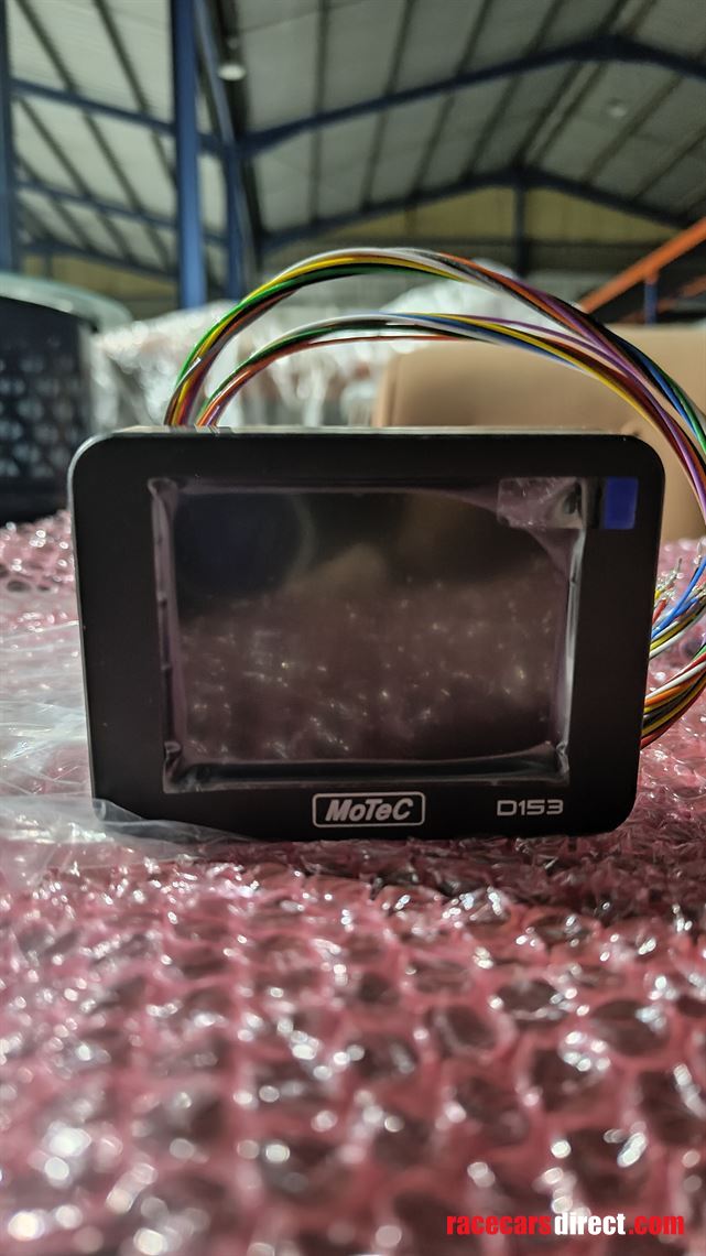 brand-new-motec-d153-mini-colour-display