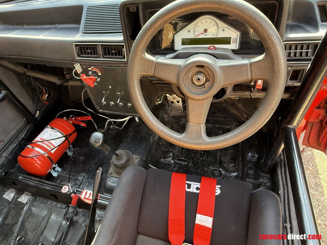 ford-escort-rs1600i-xr3---winning-classic-tou