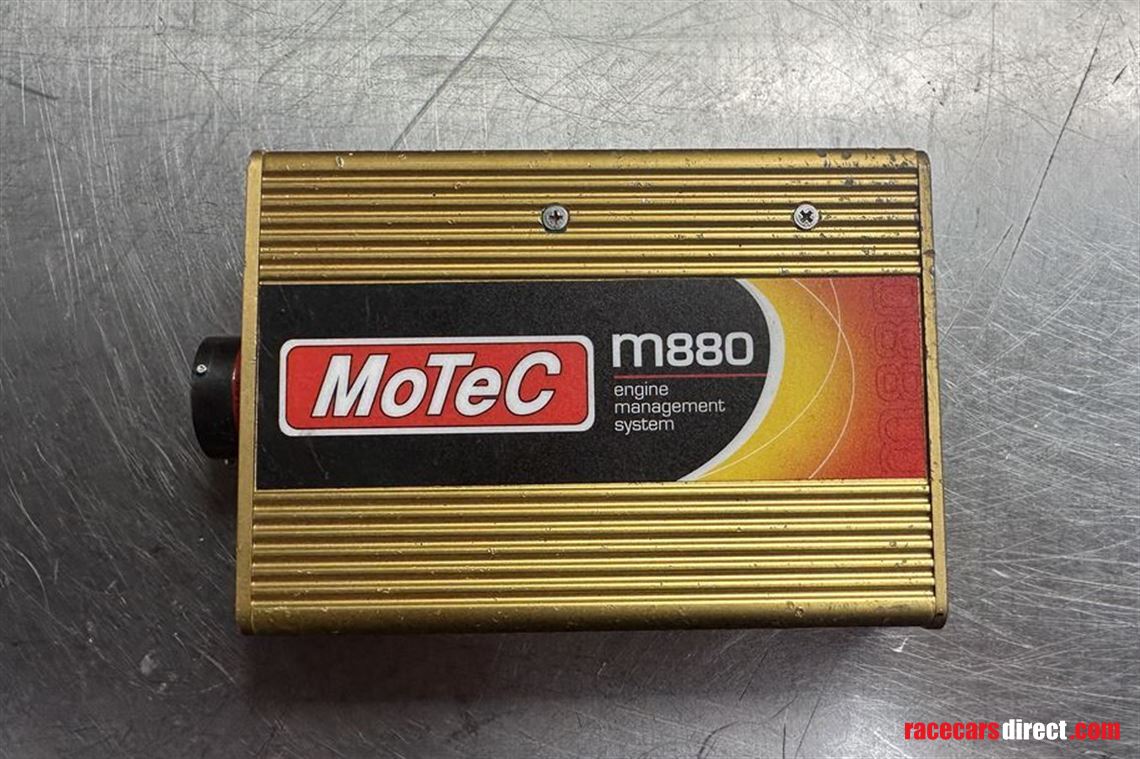 motec-m880-ecu