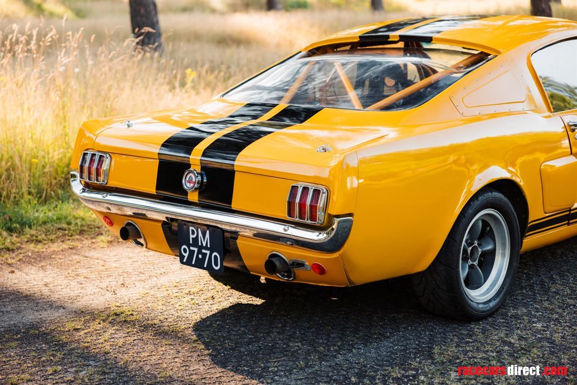 1965-ford-mustang-fastback-shelby