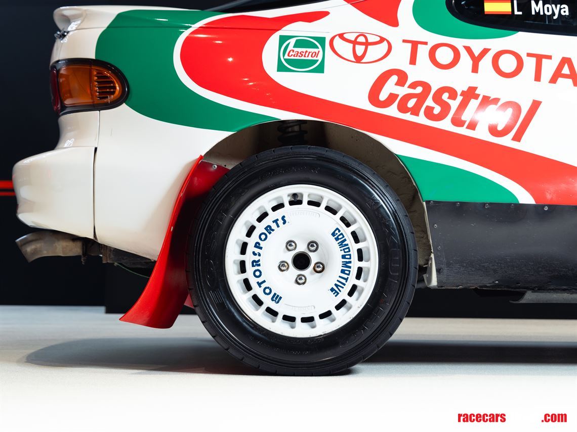 sold-wrc-toyota-celica-gt4-st185-awd-wide-bod