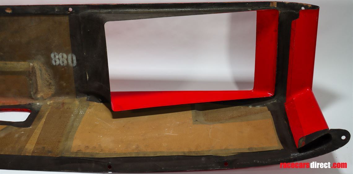 ferrari-side-box-of-the-car-from-alboreto-typ