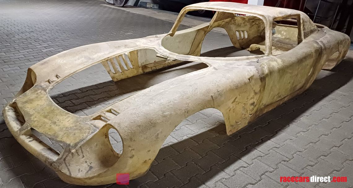 bizzarrini-gt-5300-car-body-from-the-60s