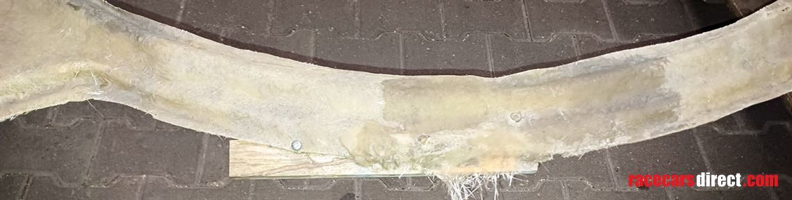 bizzarrini-gt-5300-car-body-from-the-60s