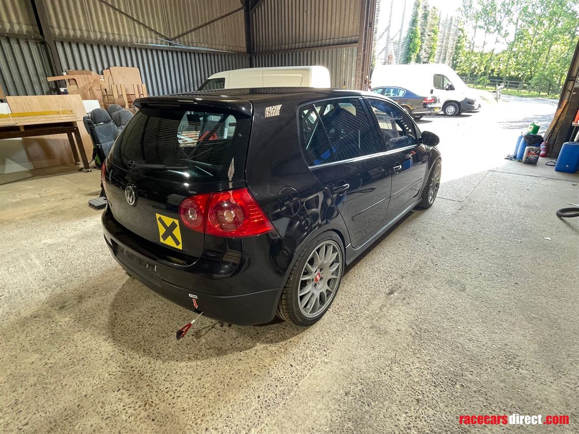 vw-golf-gti-mk5-race-car-track-car