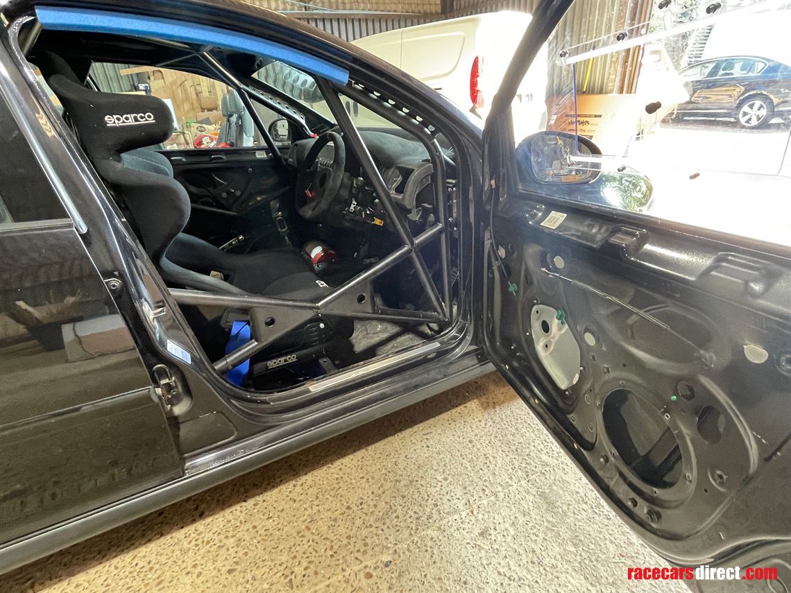 vw-golf-gti-mk5-race-car-track-car