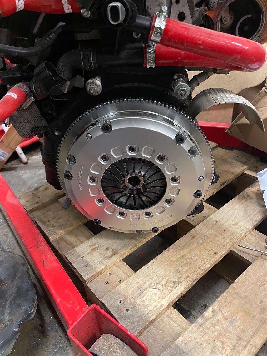 vw-golf-gti-mk5-race-car-track-car