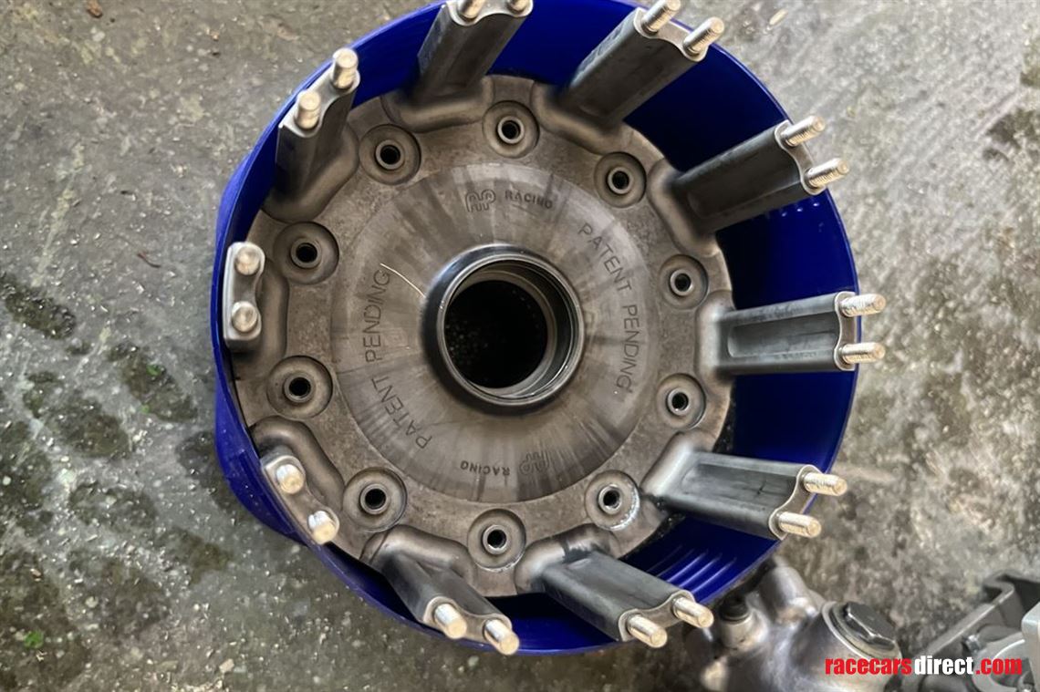 formula-1-team-manor-virgin-marussia-used-par