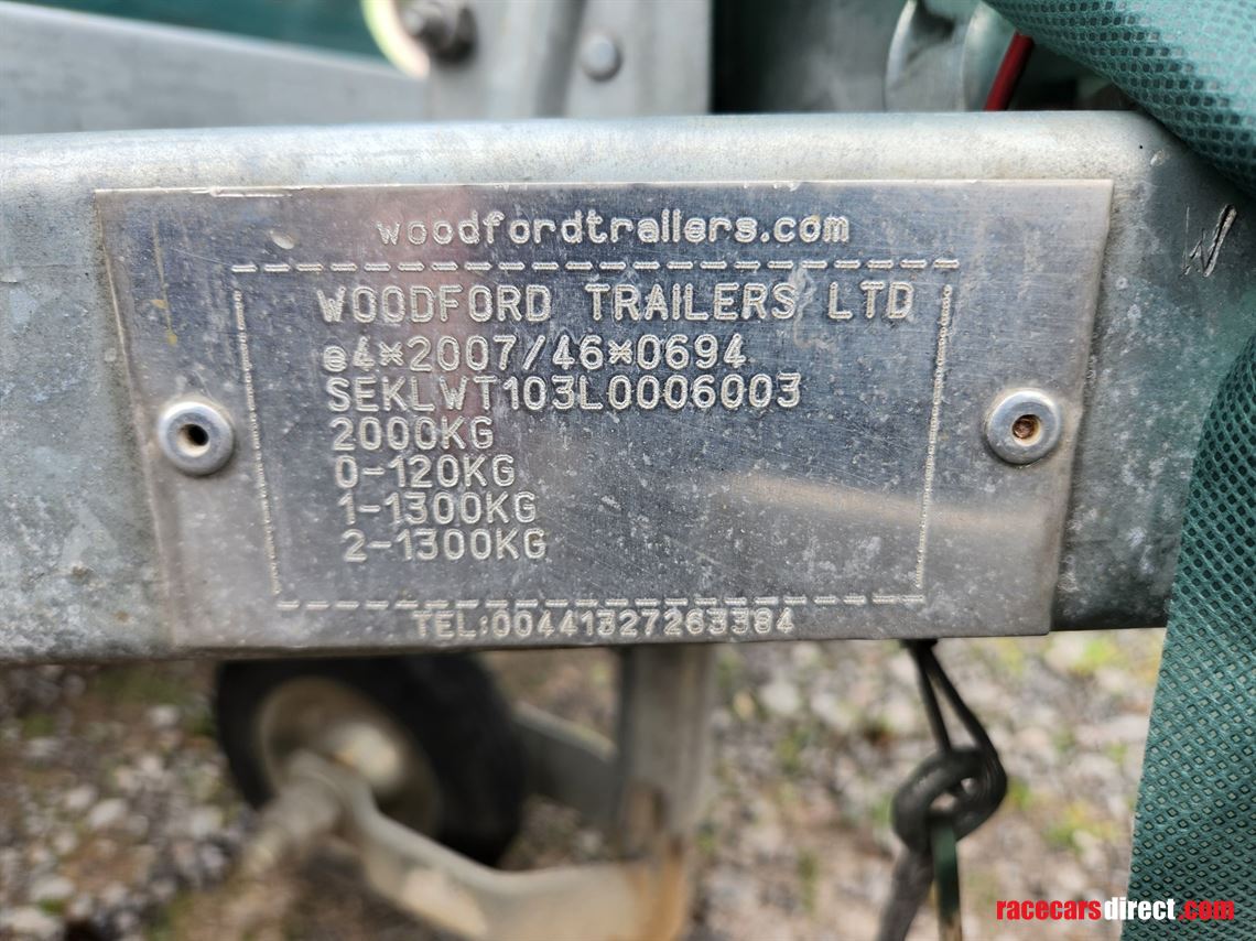 2020-woodford-covered-trailer