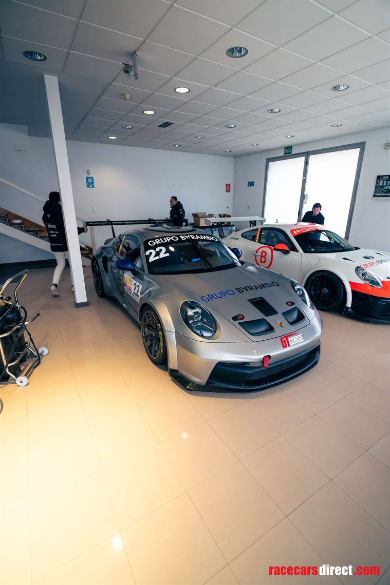 porsche-992-gt3-cup