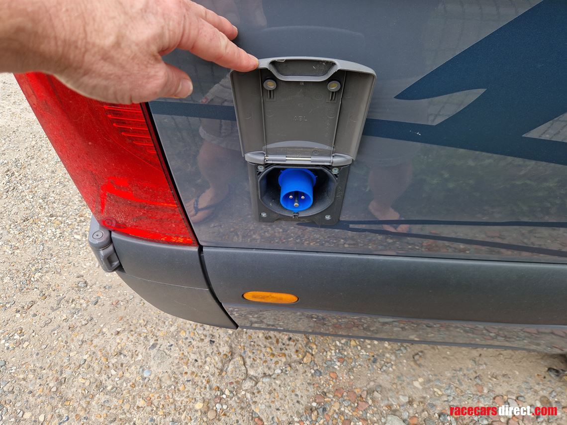 mercedes-sprinter-camper-motorhome