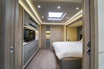 mercedes-stx-top-spec