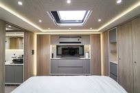 mercedes-stx-top-spec