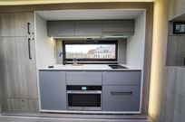 mercedes-stx-top-spec