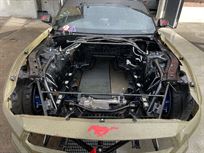 ford-mustang-2024-full-carbon-kevlar