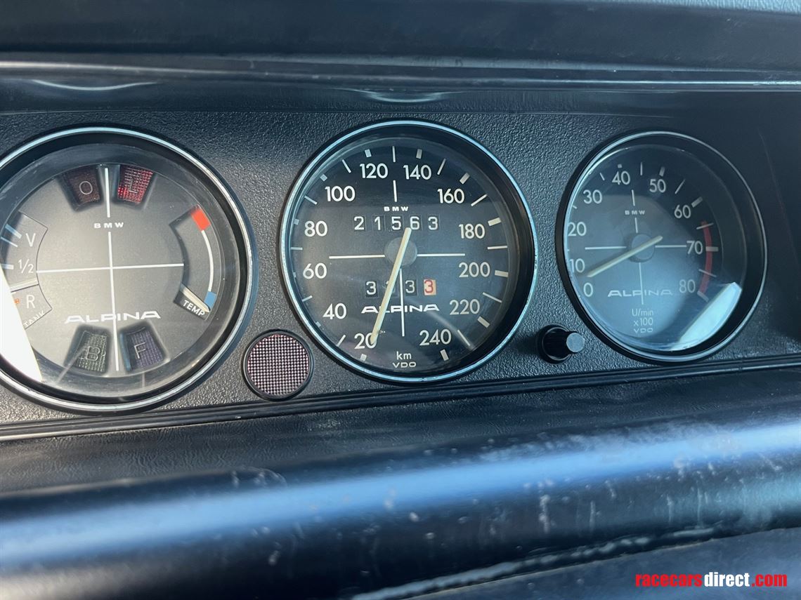 bmw-2002-european-historic-rally-car