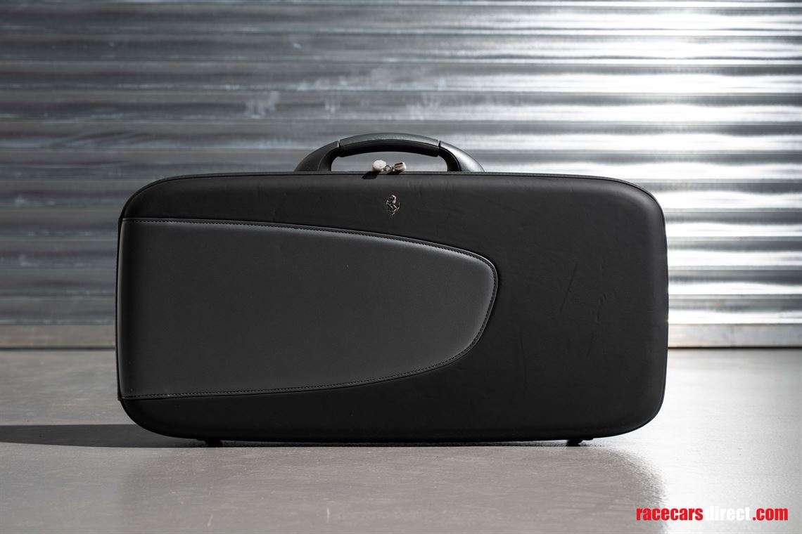 ferrari-612-scaglietti-luggage