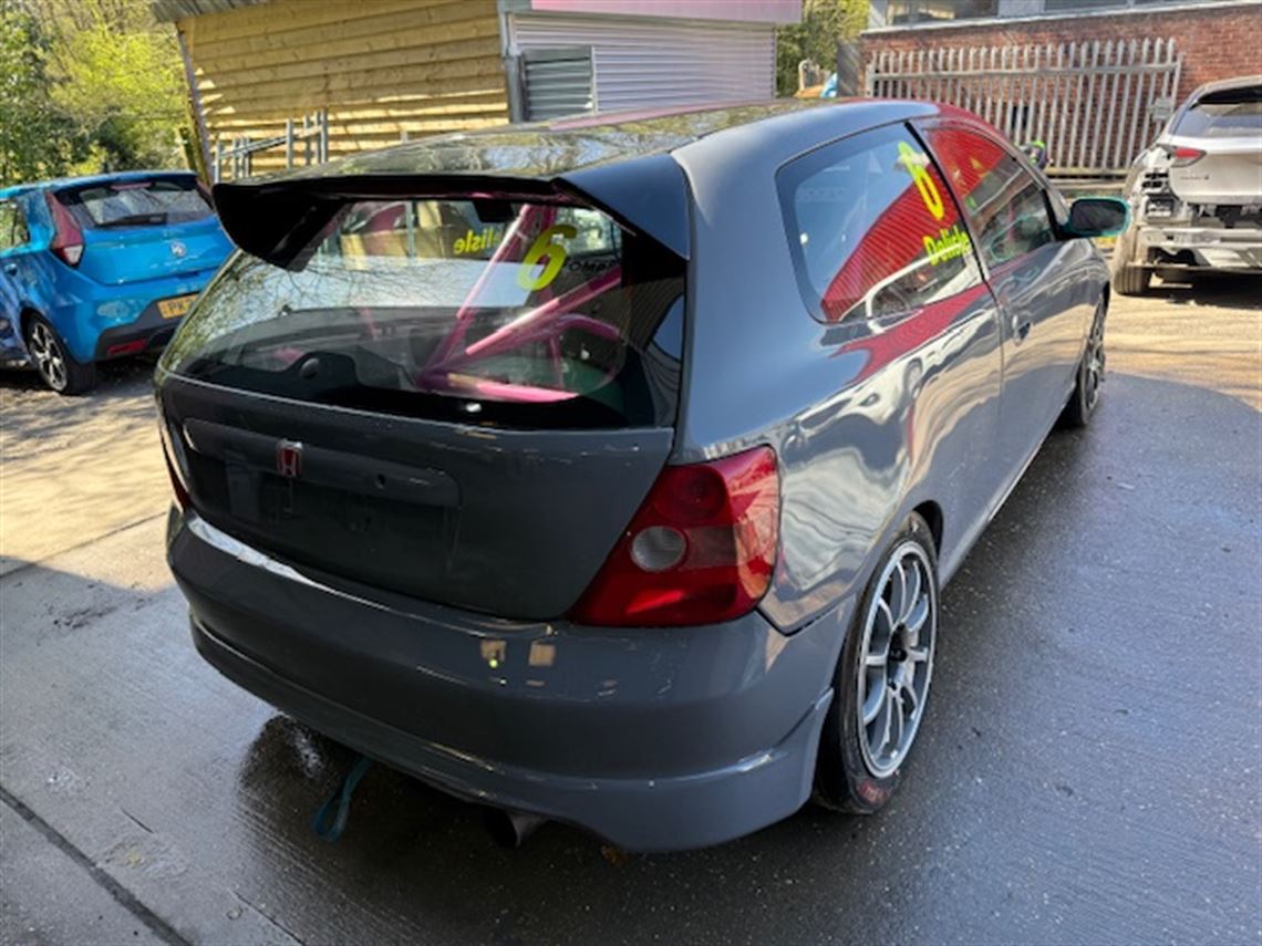 civic-type-r-trophy-car