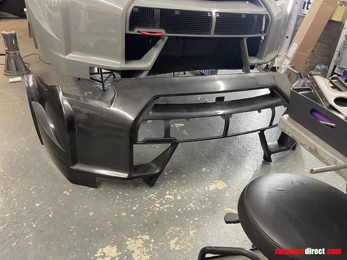 nissan-gt3-nismo-2015-front-bumper