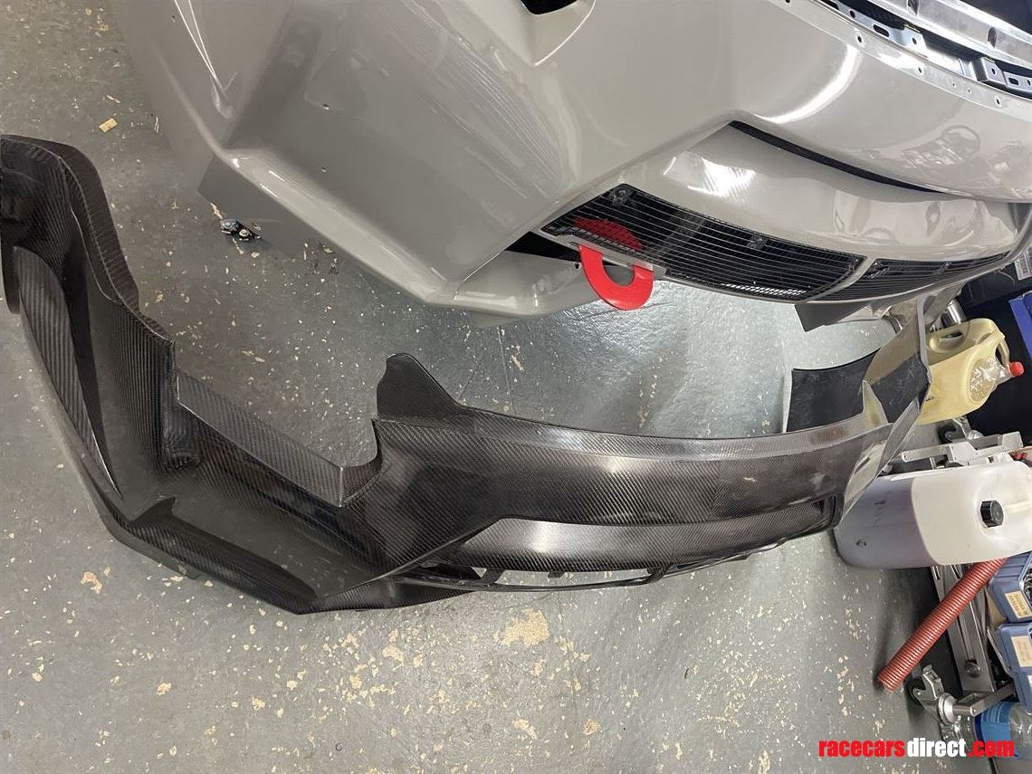 nissan-gt3-nismo-2015-front-bumper