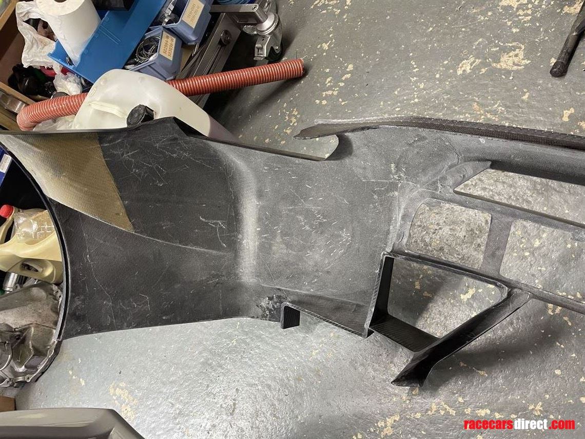 nissan-gt3-nismo-2015-front-bumper