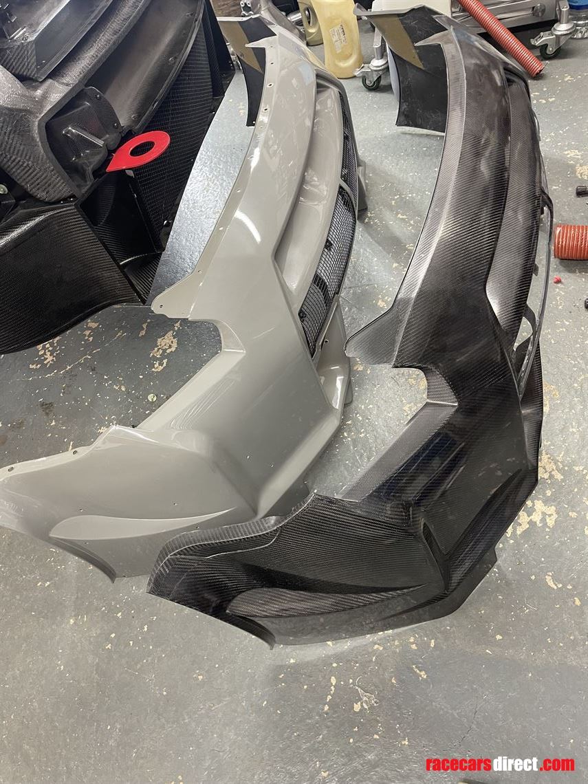 nissan-gt3-nismo-2015-front-bumper