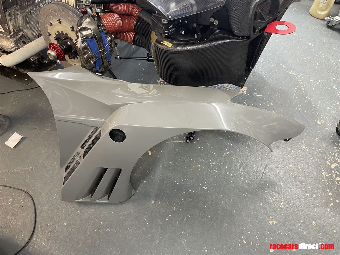 nismo-gt3-2015-front-wings