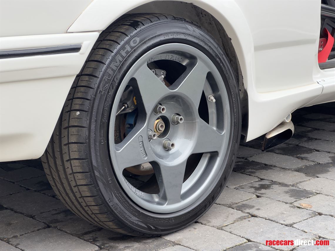 1984-ford-sierra-cosworth---modern-group-a-ra