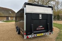 brian-james-race-transporter-4---black