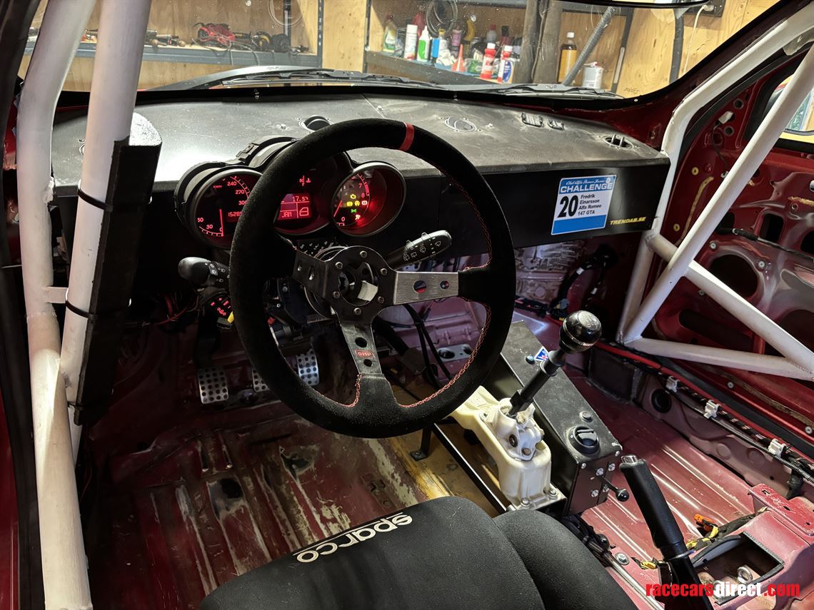 alfa-romeo-147-gta-32-v6-24v-2004