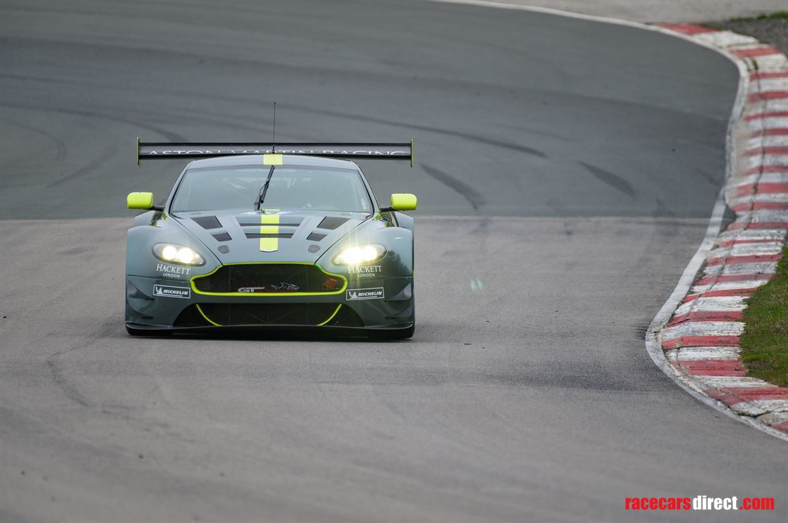 aston-martin-vantage-v12-gt3