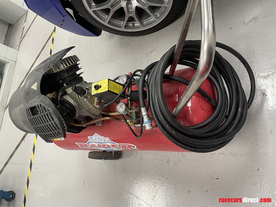 clarke-raider-151050-100-litre-145cfm-3hp