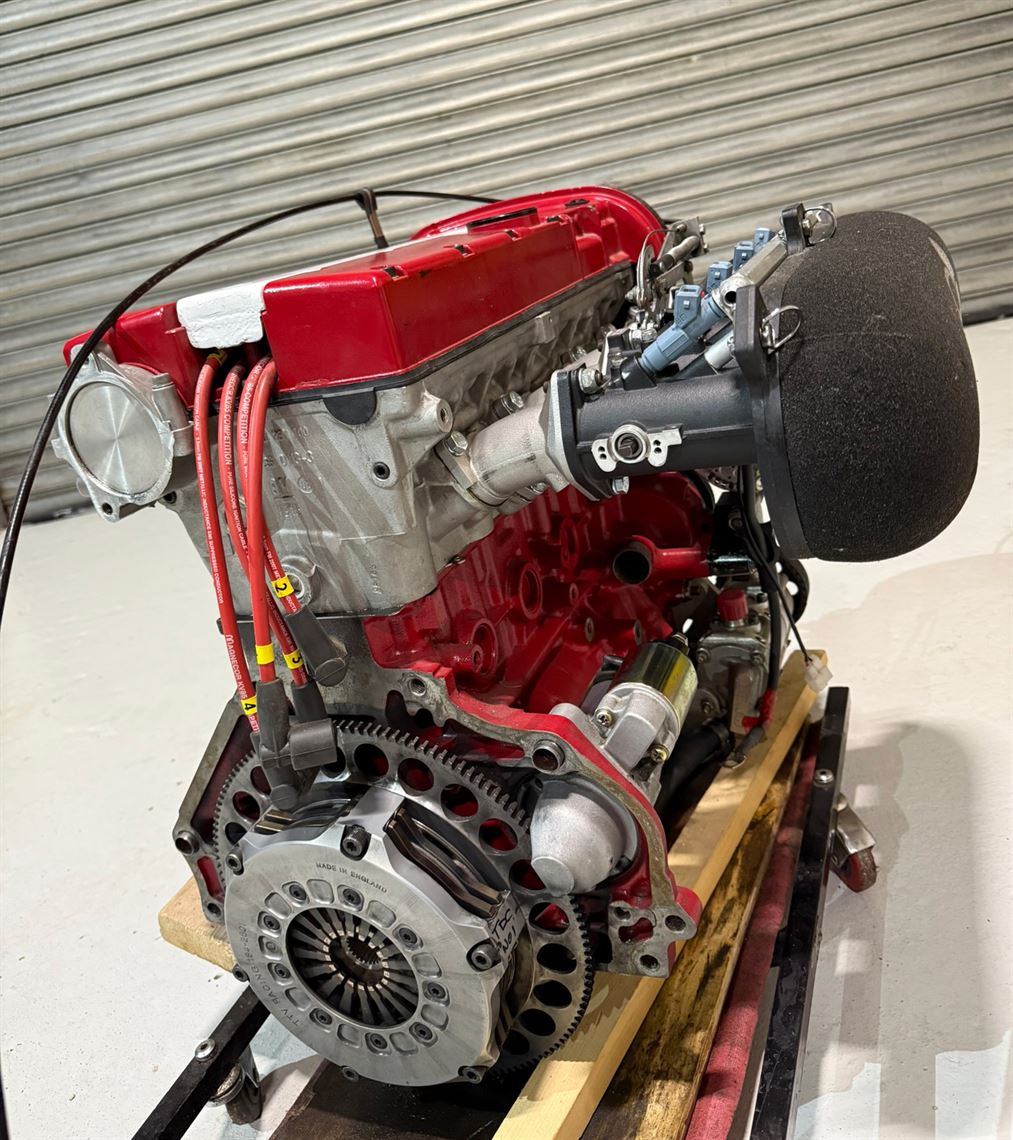 23l-vauxhall-c20xe-petrol-injected-redtop-eng