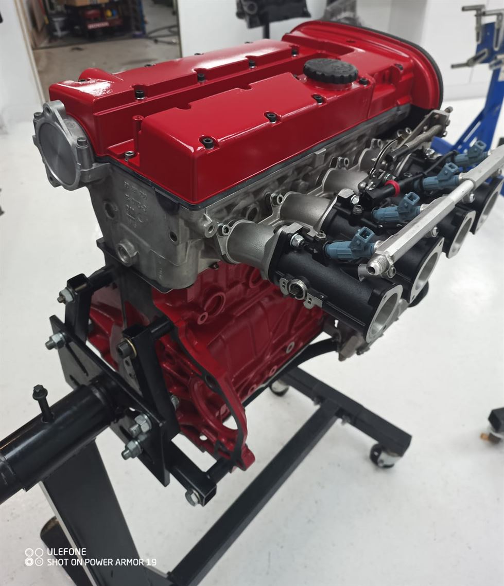 23l-vauxhall-c20xe-petrol-injected-redtop-eng