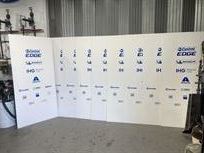 ford-gt40-pit-boarding