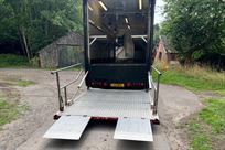 race-trailer-4-5-cars-with-hospitality-and-st