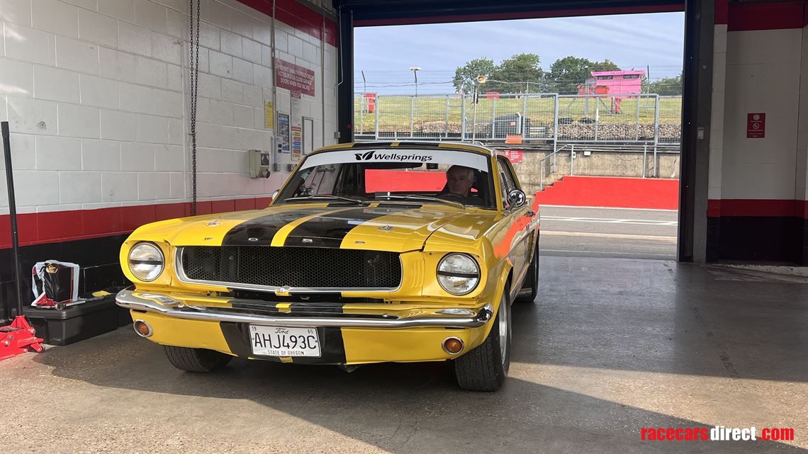 ford-mustang-1965-fia